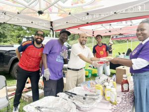 Members of Key Foods, the co-sponsor of Saturday’s Back 2 School Block Party, were on hand grilling up hamburgers and hot dogs as well as providing an assortment of chips and cold drinks, all free of charge to guests.