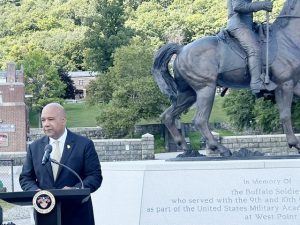 General Darryl A. Williams, ‘83, Retired, 60th Superintendent West Point Military Academy, delivers the Keynote Address prior to the Laying of the Wreath.
