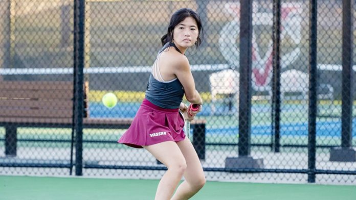 Vassar College junior Sieun Lee won a semifinal contest in the singles draw of the ITA Northeast Regional. Photo: Carlisle Stockton